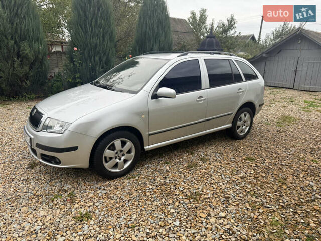 Шкода Фабія, об'ємом двигуна 1.4 л та пробігом 230 тис. км за 4800 $, фото 2 на Automoto.ua