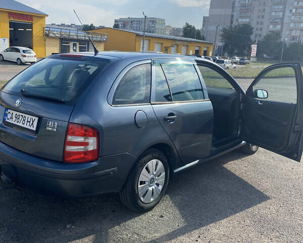 Шкода Фабія, об'ємом двигуна 1.4 л та пробігом 226 тис. км за 4354 $, фото 9 на Automoto.ua