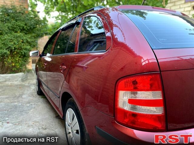 Шкода Фабія, об'ємом двигуна 1.4 л та пробігом 0 тис. км за 5500 $, фото 4 на Automoto.ua
