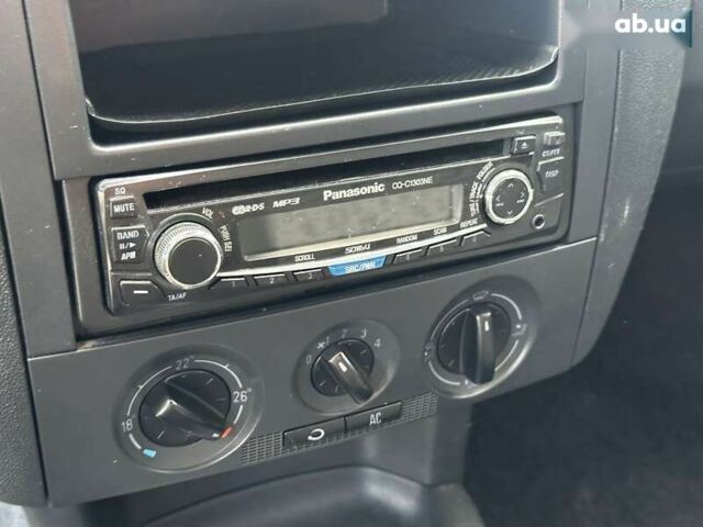 Шкода Фабия, объемом двигателя 1.2 л и пробегом 158 тыс. км за 4690 $, фото 18 на Automoto.ua