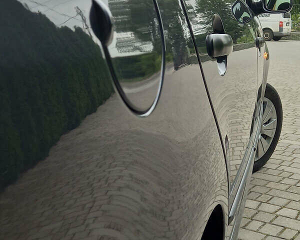 Шкода Фабия, объемом двигателя 1.4 л и пробегом 215 тыс. км за 4200 $, фото 4 на Automoto.ua