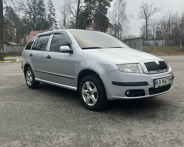 Шкода Фабия, объемом двигателя 1.39 л и пробегом 275 тыс. км за 3700 $, фото 6 на Automoto.ua
