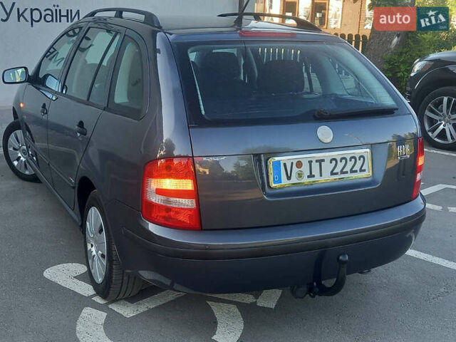 Шкода Фабия, объемом двигателя 1.4 л и пробегом 215 тыс. км за 4200 $, фото 3 на Automoto.ua