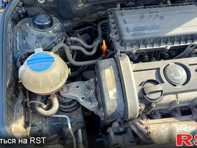 Шкода Фабія 2007 у Харкові на Automoto.ua Шкода Фабія, об'ємом двигуна 1.4 л та пробігом 252 тис. км за 5000 $, фото 11 на Automoto.ua