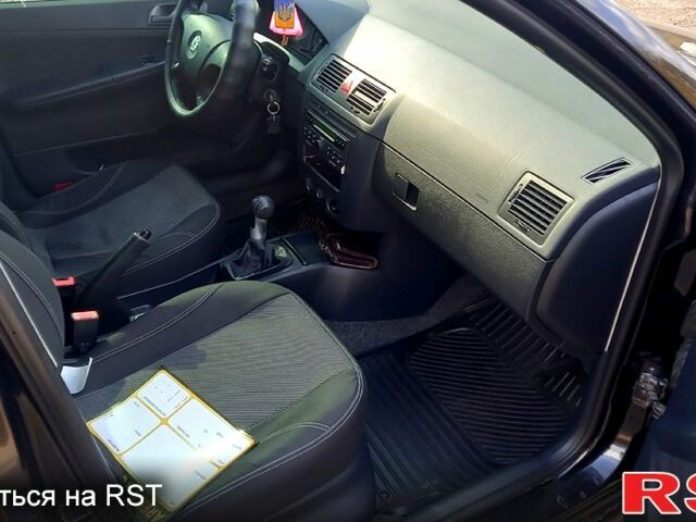 Шкода Фабія 2007 у Харкові на Automoto.ua Шкода Фабія, об'ємом двигуна 1.4 л та пробігом 252 тис. км за 5000 $, фото 5 на Automoto.ua