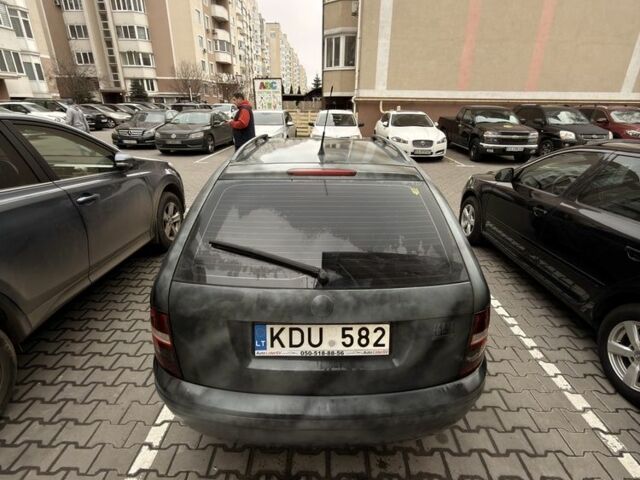 Шкода Фабия, объемом двигателя 1.9 л и пробегом 364 тыс. км за 2700 $, фото 4 на Automoto.ua