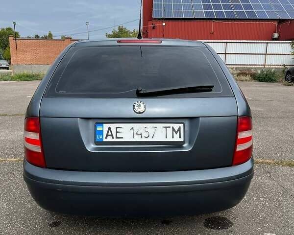 Шкода Фабия 2007 в Кривом Роге на Automoto.ua Шкода Фабия, объемом двигателя 1.2 л и пробегом 180 тыс. км за 3699 $, фото 7 на Automoto.ua