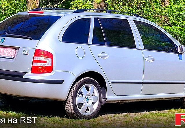 Шкода Фабия, объемом двигателя 1.4 л и пробегом 240 тыс. км за 4800 $, фото 4 на Automoto.ua