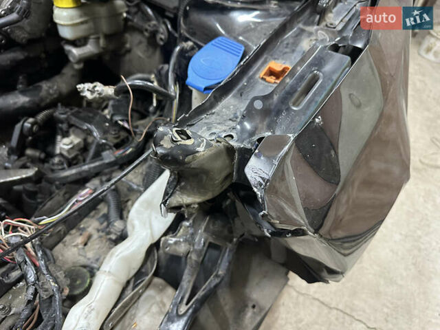 Шкода Фабия, объемом двигателя 1.4 л и пробегом 200 тыс. км за 2800 $, фото 5 на Automoto.ua