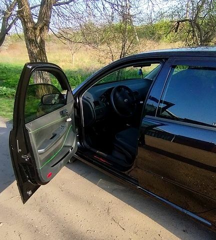 Шкода Фабія, об'ємом двигуна 1.4 л та пробігом 181 тис. км за 5200 $, фото 11 на Automoto.ua