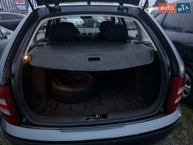 Шкода Фабия, объемом двигателя 1.2 л и пробегом 250 тыс. км за 2999 $, фото 19 на Automoto.ua