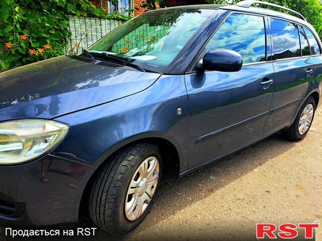 Шкода Фабия, объемом двигателя 1.4 л и пробегом 227 тыс. км за 4800 $, фото 1 на Automoto.ua