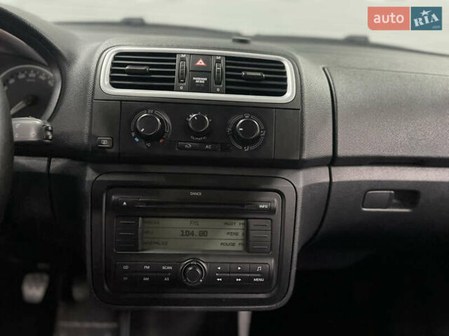 Шкода Фабия, объемом двигателя 1.6 л и пробегом 260 тыс. км за 5950 $, фото 33 на Automoto.ua