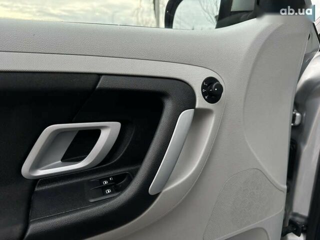 Шкода Фабия, объемом двигателя 1.4 л и пробегом 227 тыс. км за 5500 $, фото 29 на Automoto.ua