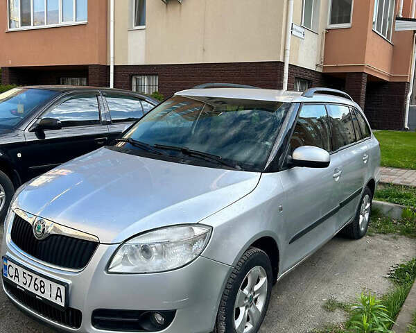 Шкода Фабия, объемом двигателя 1.6 л и пробегом 175 тыс. км за 6200 $, фото 3 на Automoto.ua