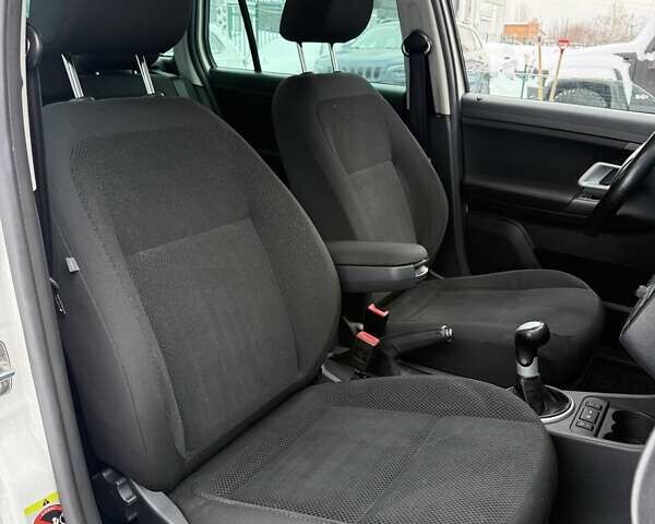 Шкода Фабия, объемом двигателя 1.6 л и пробегом 237 тыс. км за 6600 $, фото 28 на Automoto.ua