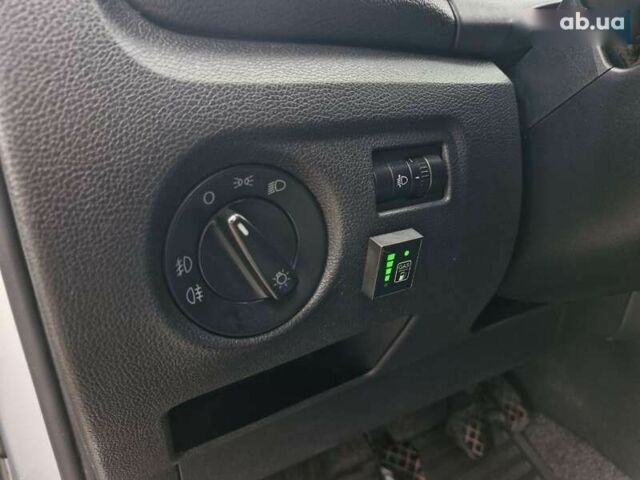 Шкода Фабія, об'ємом двигуна 0 л та пробігом 185 тис. км за 5999 $, фото 12 на Automoto.ua