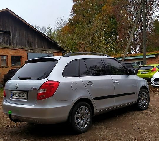 Шкода Фабия, объемом двигателя 1.9 л и пробегом 300 тыс. км за 5100 $, фото 4 на Automoto.ua