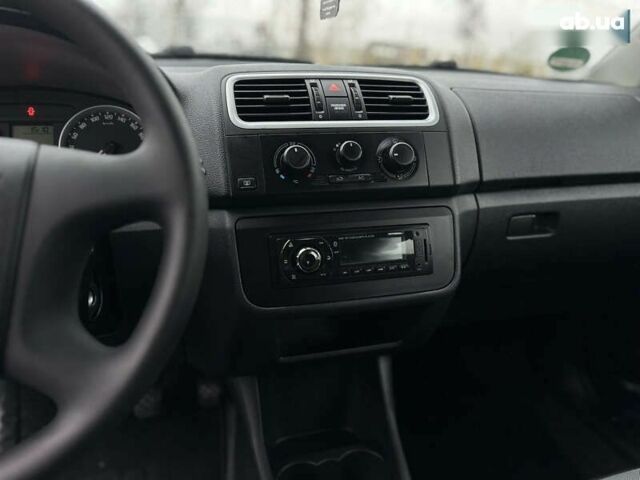 Шкода Фабія, об'ємом двигуна 1.4 л та пробігом 217 тис. км за 5700 $, фото 26 на Automoto.ua