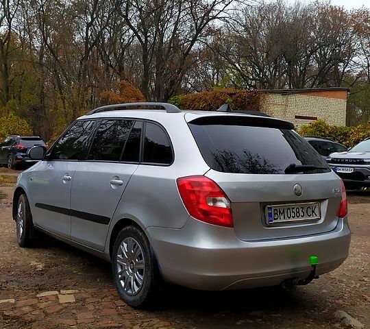 Шкода Фабия, объемом двигателя 1.9 л и пробегом 300 тыс. км за 5100 $, фото 6 на Automoto.ua