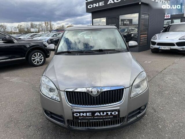 Шкода Фабія, об'ємом двигуна 0 л та пробігом 250 тис. км за 3990 $, фото 2 на Automoto.ua