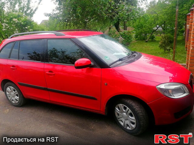 Шкода Фабия, объемом двигателя 1.4 л и пробегом 223 тыс. км за 5400 $, фото 2 на Automoto.ua