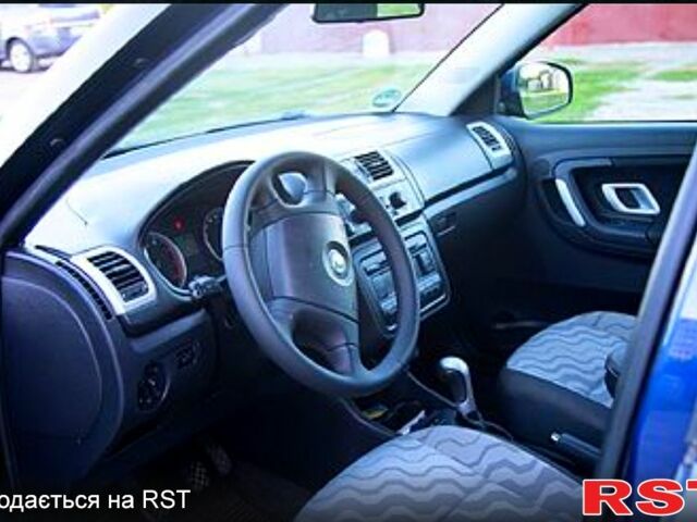 Шкода Фабия, объемом двигателя 1.4 л и пробегом 216 тыс. км за 5300 $, фото 5 на Automoto.ua