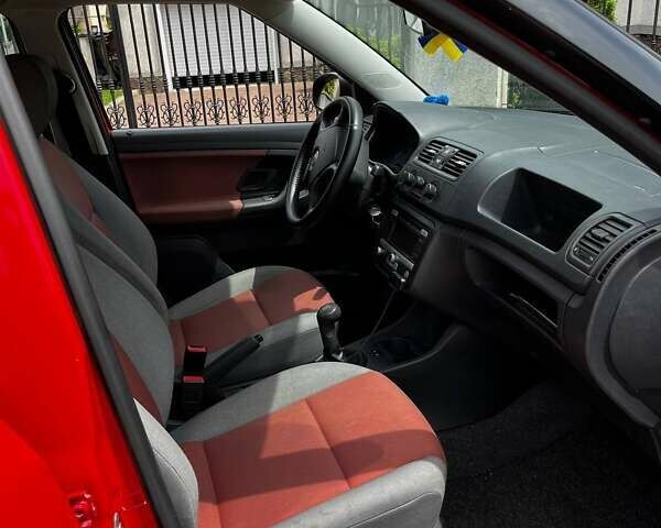 Шкода Фабия, объемом двигателя 1.2 л и пробегом 196 тыс. км за 4000 $, фото 5 на Automoto.ua