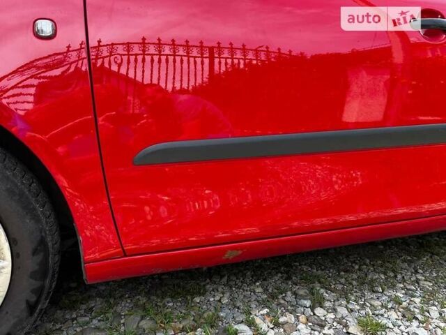 Шкода Фабия, объемом двигателя 1.2 л и пробегом 196 тыс. км за 4000 $, фото 10 на Automoto.ua