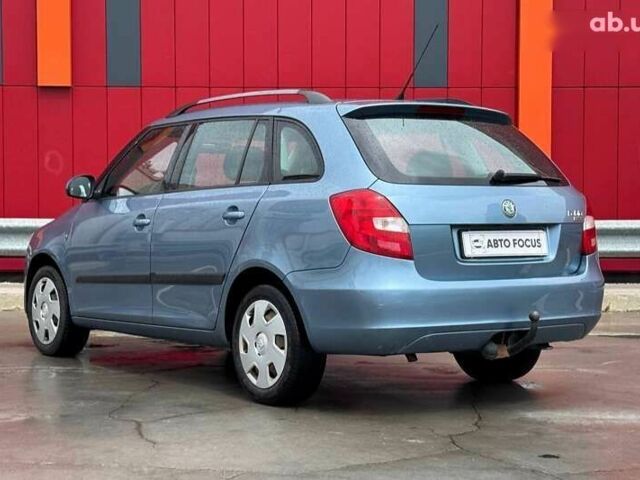 Шкода Фабия, объемом двигателя 1.4 л и пробегом 215 тыс. км за 4990 $, фото 4 на Automoto.ua