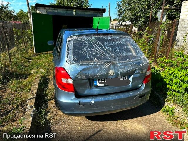 Шкода Фабия, объемом двигателя 1.4 л и пробегом 190 тыс. км за 3100 $, фото 3 на Automoto.ua