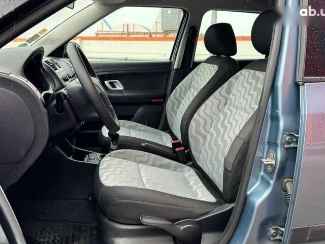 Шкода Фабия, объемом двигателя 1.4 л и пробегом 215 тыс. км за 4990 $, фото 8 на Automoto.ua