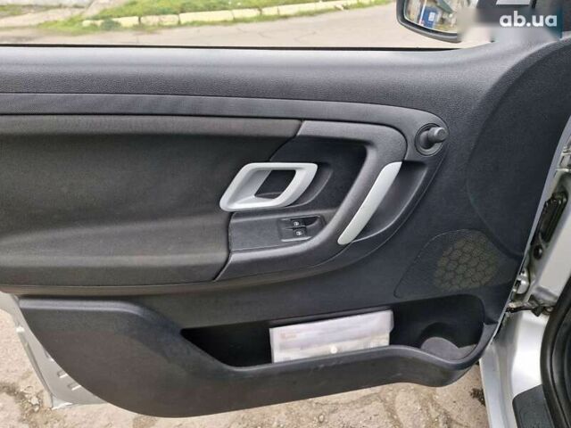 Шкода Фабія, об'ємом двигуна 0 л та пробігом 185 тис. км за 5999 $, фото 9 на Automoto.ua