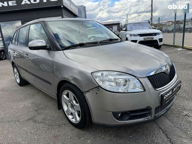 Шкода Фабія, об'ємом двигуна 0 л та пробігом 250 тис. км за 3990 $, фото 4 на Automoto.ua