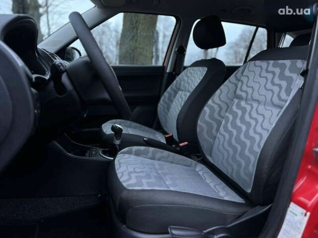 Шкода Фабия, объемом двигателя 1.6 л и пробегом 156 тыс. км за 6200 $, фото 22 на Automoto.ua