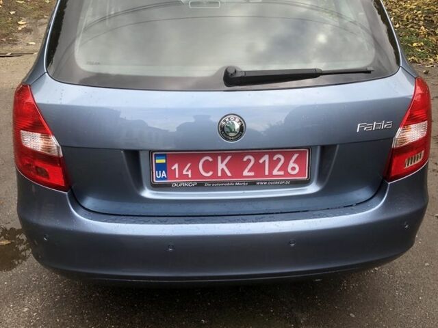 Шкода Фабия, объемом двигателя 1.6 л и пробегом 238 тыс. км за 7600 $, фото 3 на Automoto.ua