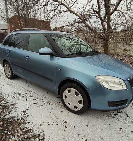 Шкода Фабия, объемом двигателя 1.39 л и пробегом 200 тыс. км за 6000 $, фото 2 на Automoto.ua