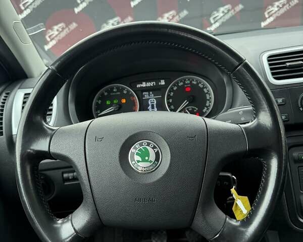 Шкода Фабия, объемом двигателя 1.6 л и пробегом 237 тыс. км за 6600 $, фото 18 на Automoto.ua