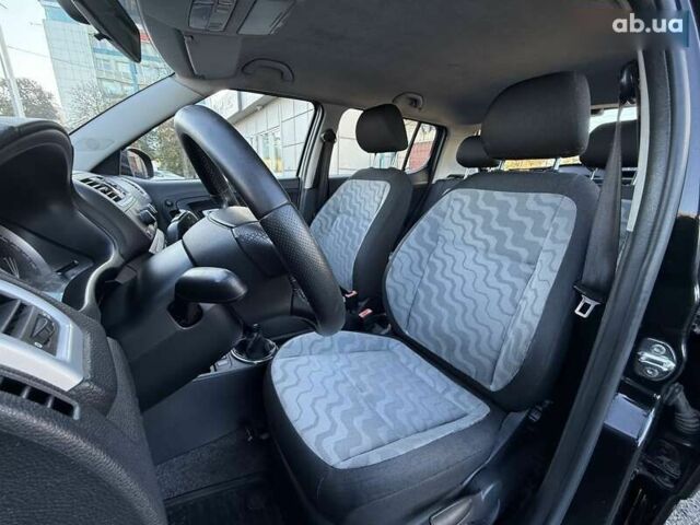 Шкода Фабія, об'ємом двигуна 1.4 л та пробігом 186 тис. км за 5500 $, фото 16 на Automoto.ua