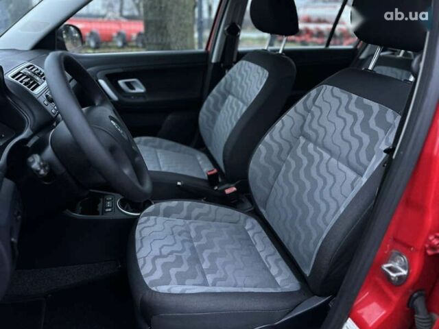 Шкода Фабия, объемом двигателя 1.6 л и пробегом 156 тыс. км за 6200 $, фото 23 на Automoto.ua