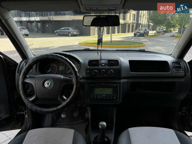 Шкода Фабия, объемом двигателя 1.2 л и пробегом 240 тыс. км за 4450 $, фото 45 на Automoto.ua