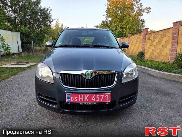 Шкода Фабия, объемом двигателя 1.4 л и пробегом 174 тыс. км за 6550 $, фото 2 на Automoto.ua