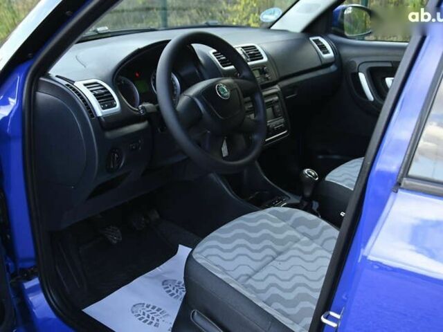 Шкода Фабія, об'ємом двигуна 1.4 л та пробігом 178 тис. км за 5950 $, фото 16 на Automoto.ua