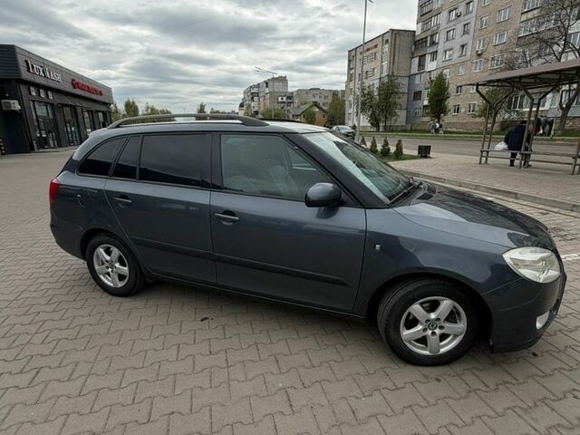 Шкода Фабія, об'ємом двигуна 1.4 л та пробігом 265 тис. км за 4999 $, фото 4 на Automoto.ua