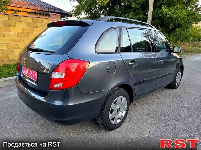 Шкода Фабия, объемом двигателя 1.4 л и пробегом 174 тыс. км за 6550 $, фото 4 на Automoto.ua