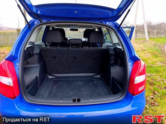 Шкода Фабия, объемом двигателя 1.6 л и пробегом 206 тыс. км за 4999 $, фото 9 на Automoto.ua