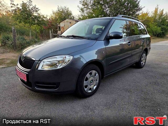 Шкода Фабия, объемом двигателя 1.4 л и пробегом 174 тыс. км за 6550 $, фото 3 на Automoto.ua