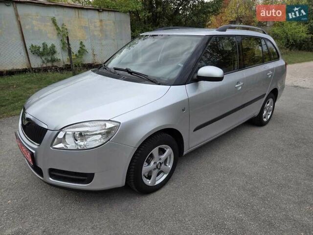 Шкода Фабія, об'ємом двигуна 1.4 л та пробігом 172 тис. км за 6550 $, фото 4 на Automoto.ua