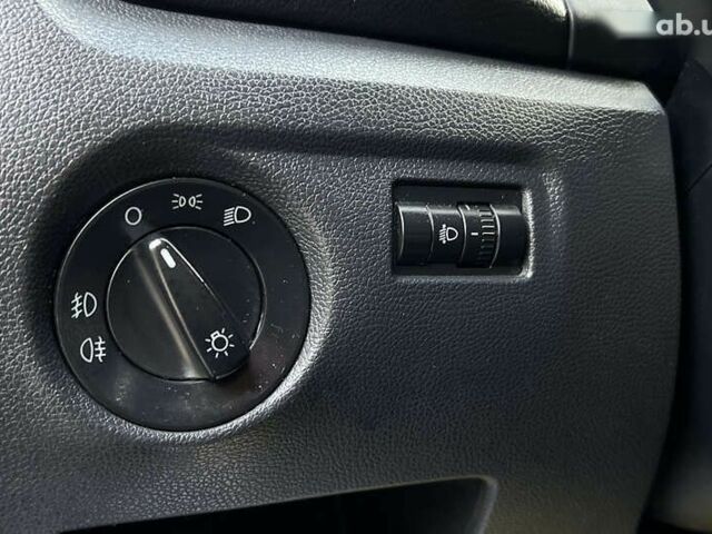 Шкода Фабия, объемом двигателя 1.4 л и пробегом 245 тыс. км за 5200 $, фото 11 на Automoto.ua