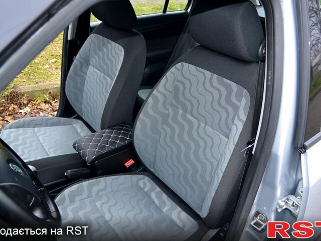 Шкода Фабия, объемом двигателя 1.4 л и пробегом 217 тыс. км за 5850 $, фото 10 на Automoto.ua